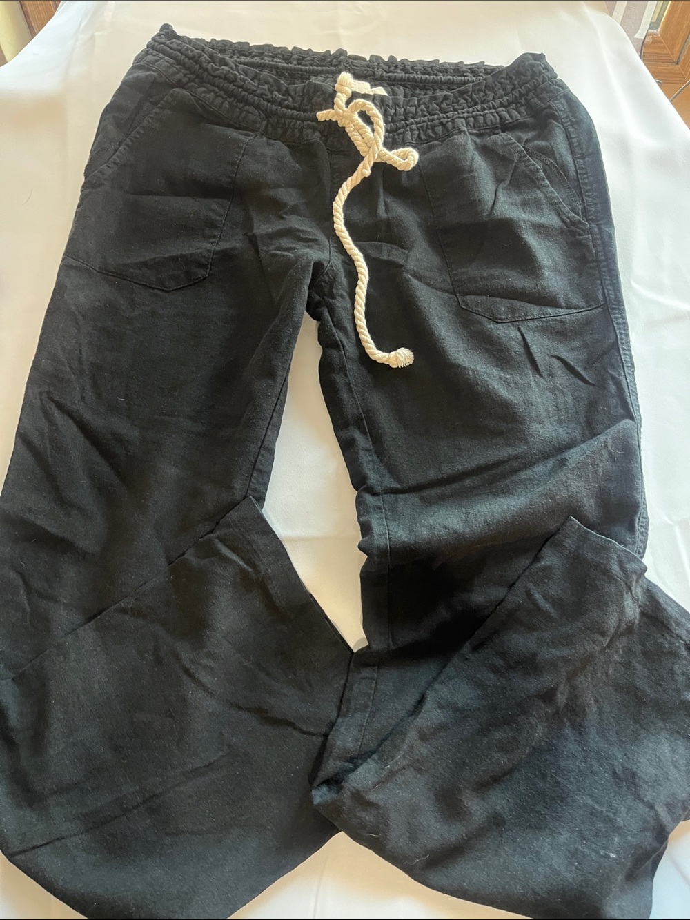 Roxy Men's Black Drawstring Joggers with Contrast Rope /no stretch. inseam 31